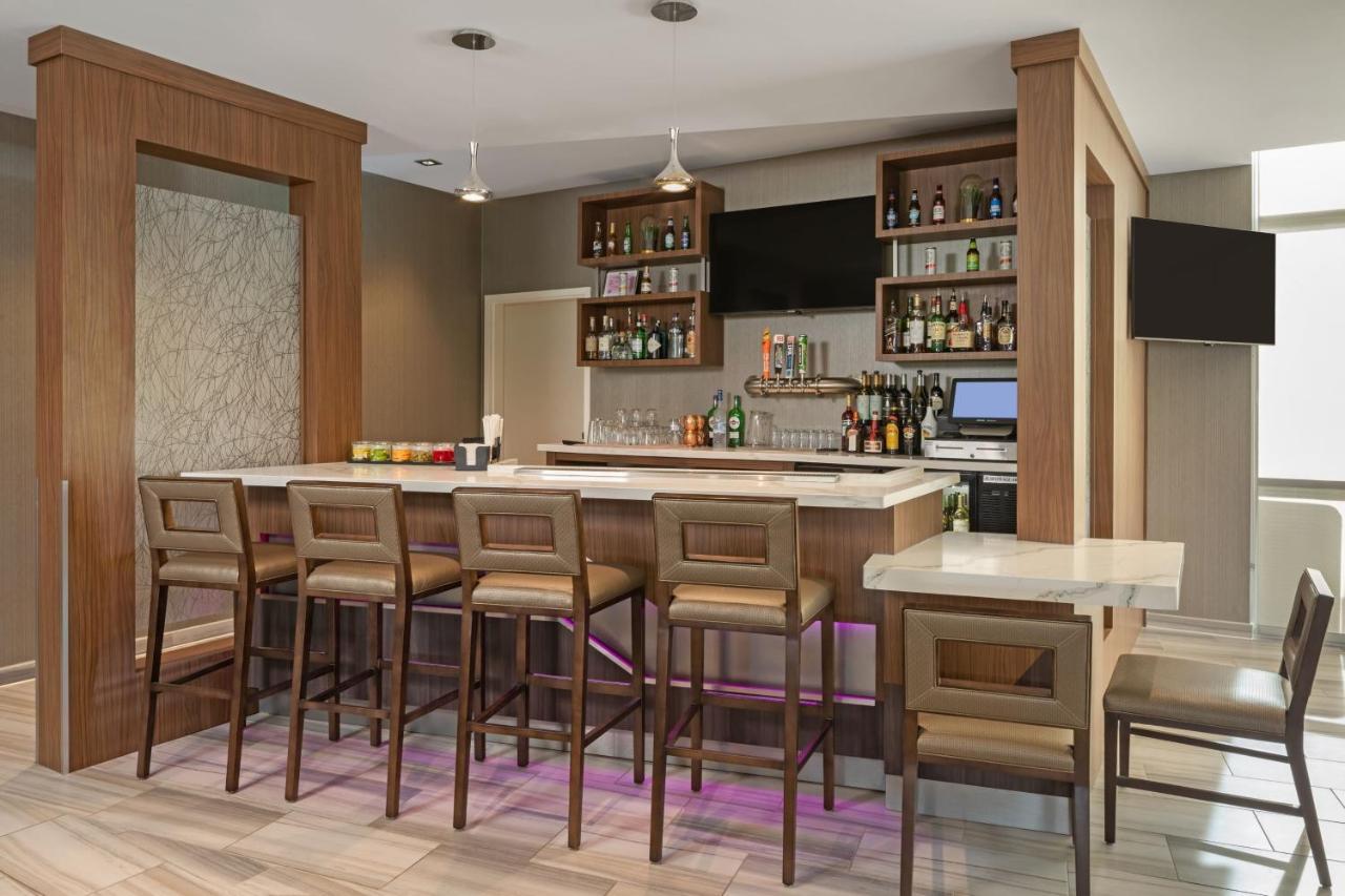 Springhill Suites By Marriott West Sacramento Exterior photo
